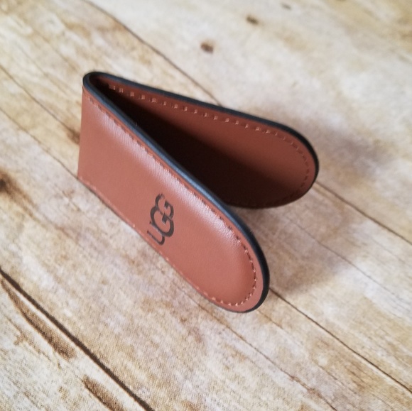 New UGG Leather Money Clip With Magnetic Closure - Picture 3 of 4